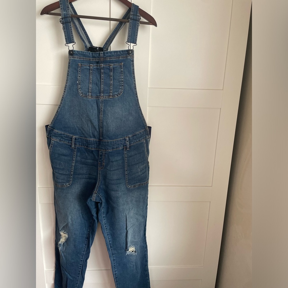 Women’s size large blue overalls
